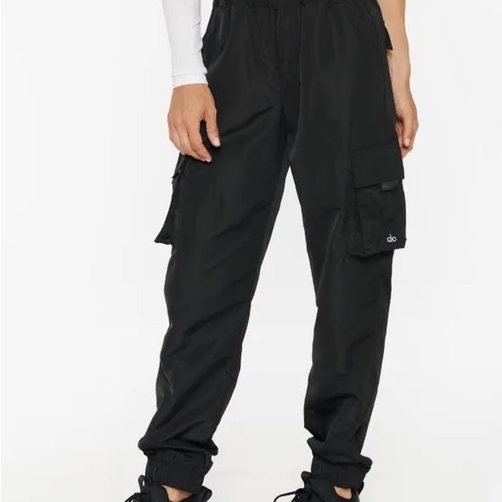 ALO Yoga It Girl Pants